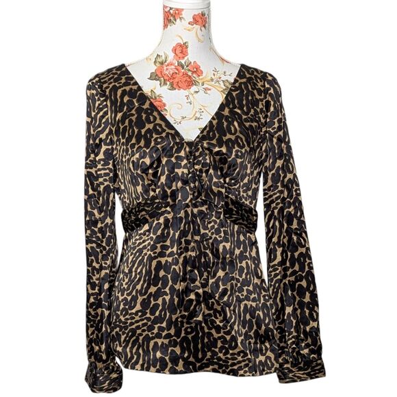 Tory Burch Size 6 Silk Blouse Leopard Long Sleeve Blouse Bow V Neck Designer - Picture 1 of 14